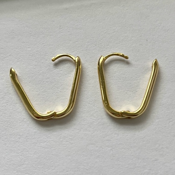 Studs medium oval hoops - Picture 3 of 3